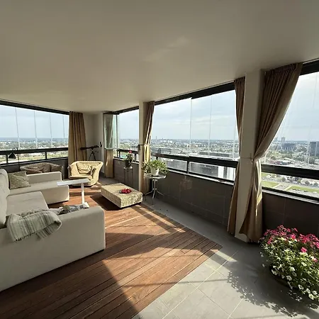 Arena Penthouse In The Clouds Apartmán Riga
