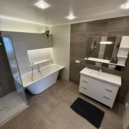 Arena Penthouse In The Clouds Apartman Riga