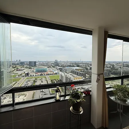 Arena Penthouse In The Clouds *